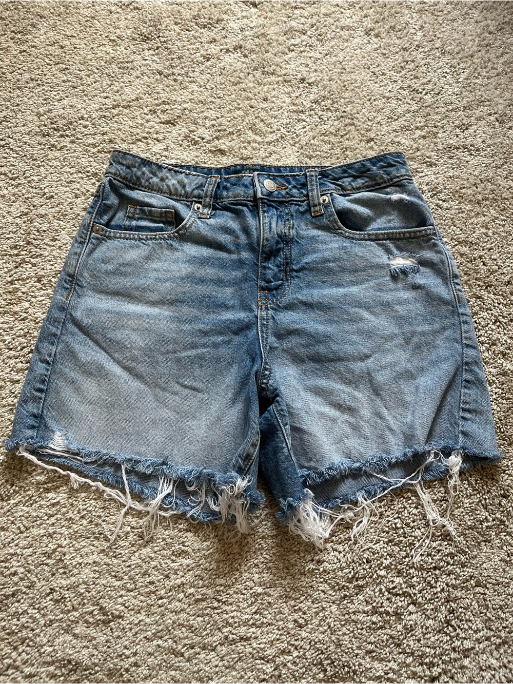 Wild Fable Women’s Size 0 Mid Rise Cutoff Blue Denim Shorts 4” Inseam